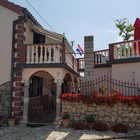 Apartments Liljana Privlaka Экстерьер фото