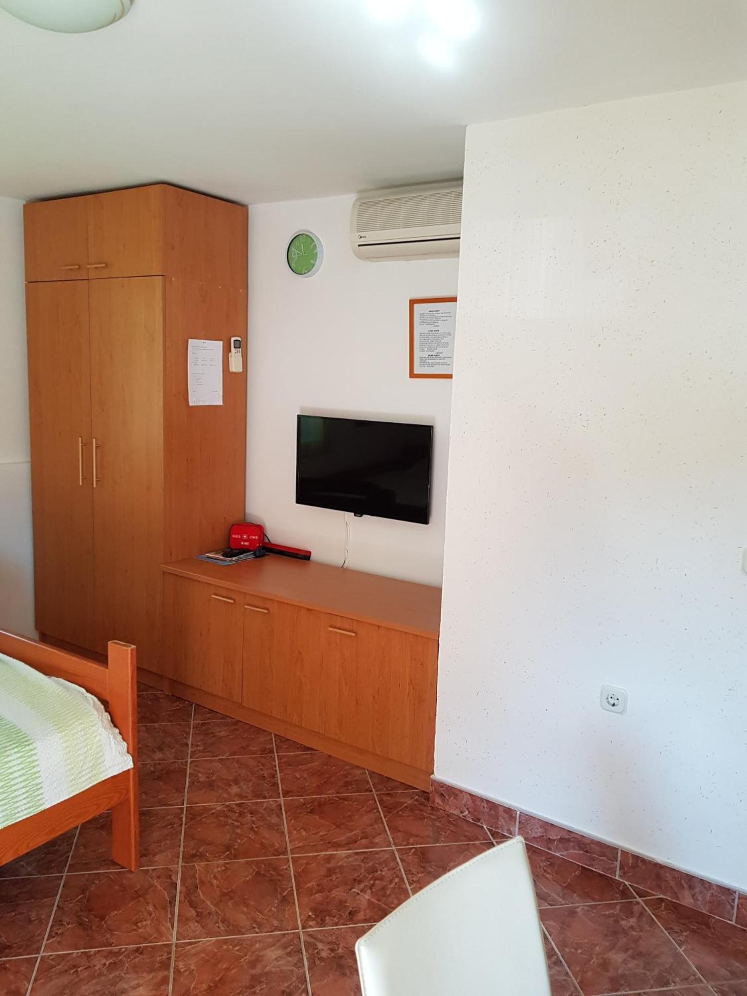 Apartments Liljana Privlaka Экстерьер фото